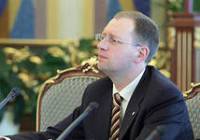 Из новых министров только два-три человека подозревают, что надо делать в правительстве /Яценюк/